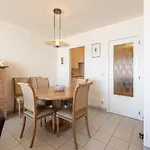 In With Sea Views Apartamento