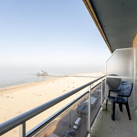 In With Sea Views Lejlighed *