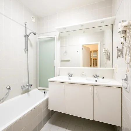 아파트 In With Sea Views *